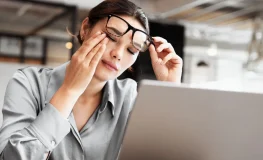 Fatiga Visual en el Trabajo Remoto: Consejos para el Uso de Pantallas