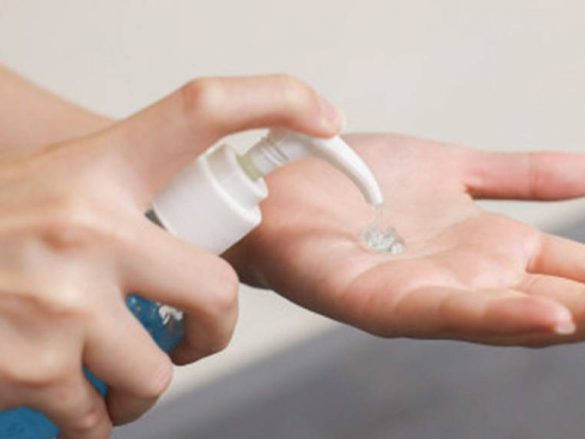 Consejo para prevenir el COVID-19: Desinfecta tus manos